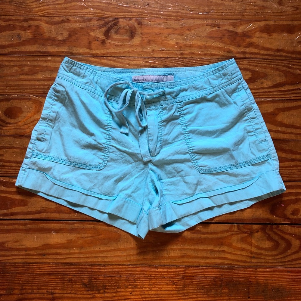 ❤️❤️Old Navy light blue khaki shorts
